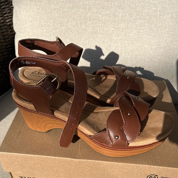 Clark’s Seannah Way British Tan Leather Platform Sandal NWT 8.5 - Picture 5 of 7
